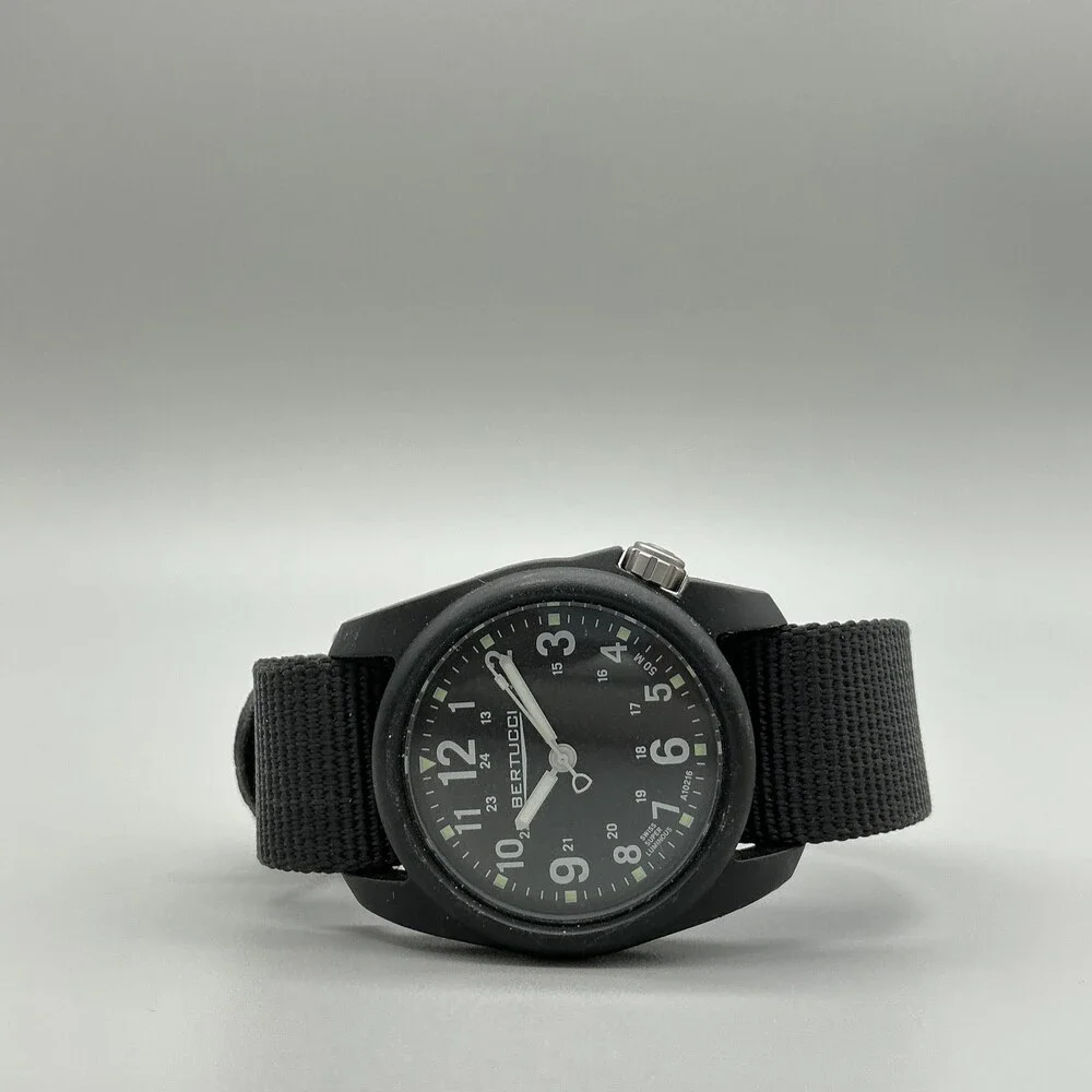 Bertucci A-2R DX3 Mens Watch 40mm Black Dial Nylon Strap 50M Field New Battery